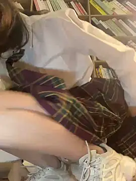 littleqiu 在線直播表演