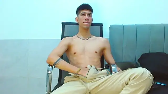 jhony-sex Adlı Modelin Canlı XXX Sohbeti