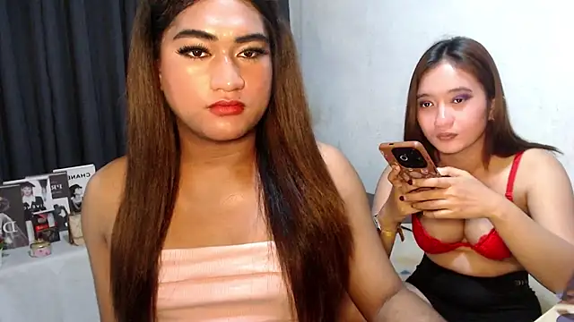 LastyLuna Pertunjukan Webcam