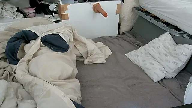 CeriseLapine Adlı Modelin Canlı XXX Sohbeti