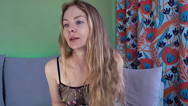 Cuddle_Cat's Live XXX Chat