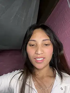 July_sexy69 网络视讯表演