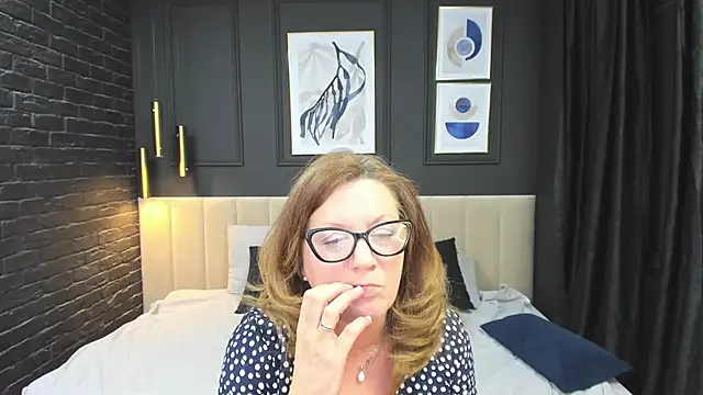 LeaPure Live XXX-chat