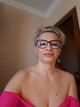 LunaBlaise: онлайн-секс-чат