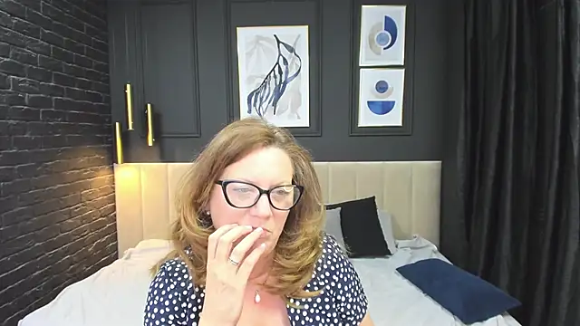 LeaPure: онлайн-секс-чат