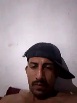 Show de Tu_ChicoMalo22CM na webcam