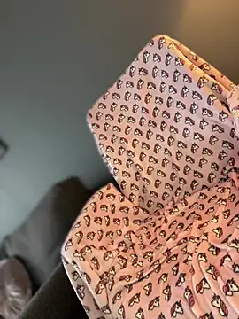 Chat +18 de Mia_Ethan ao vivo