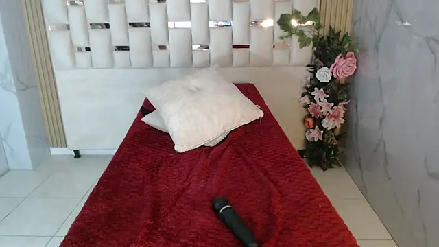 catalina5_s Live XXX-Chat