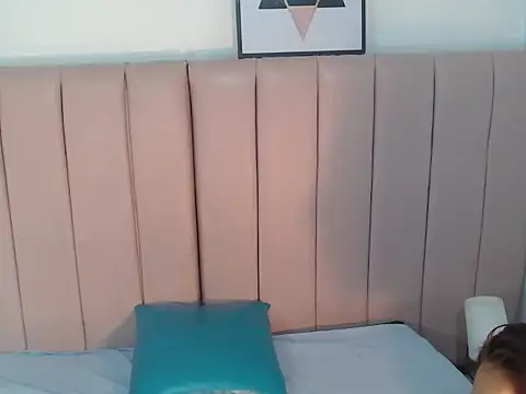 carlitasmirtrs707 Live XXX-Chat