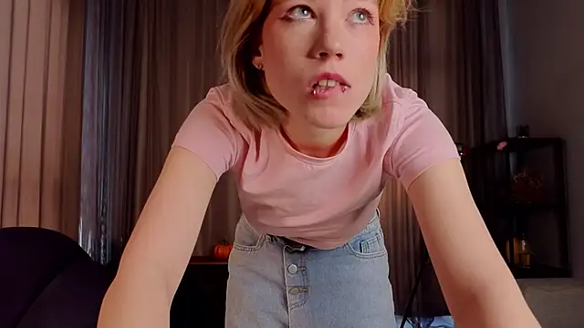 Chat XXX en directo de CythiaOttum