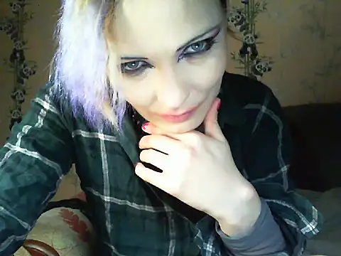 WildMissNiks Live XXX-Chat