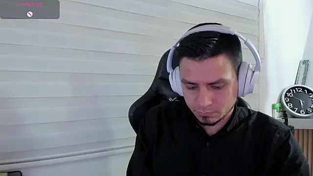 Rick_Adams: онлайн-секс-чат