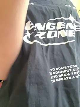 ModelbigbobsのライブXXXチャット