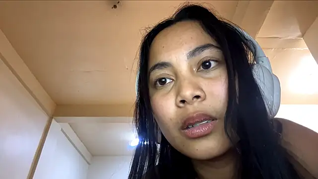 Chat XXX en directo de DavinaKilness