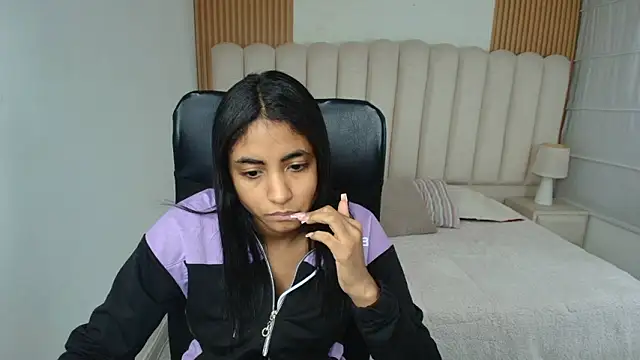 shaneelle লাইভ XXX চ্যাট