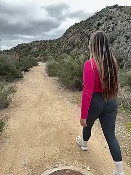 Mona_Plus' Webcam Show