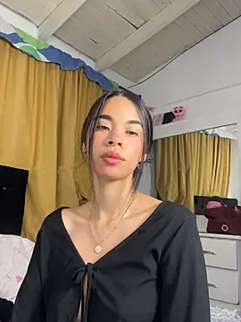 Milleradhara24's Live XXX Chat