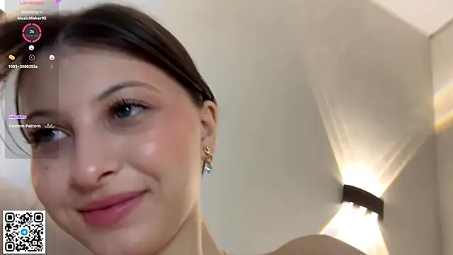 Онлайн чат XXX LouiseChavez