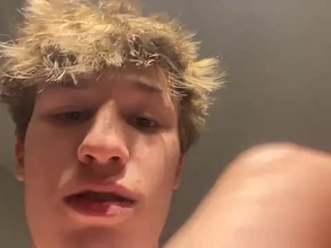 Chat +18 de yourwhiteboy1 ao vivo