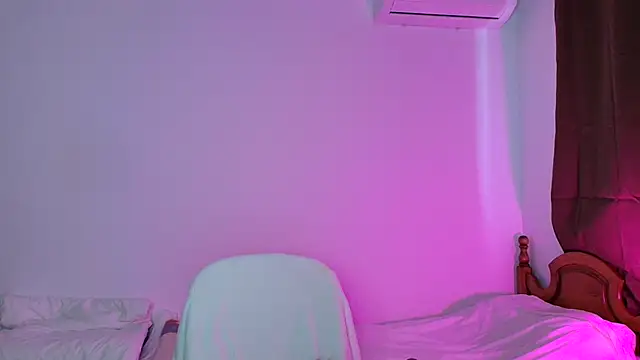 liselorexxのライブXXXチャット