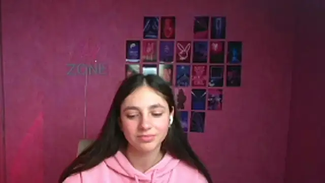 KissMeJuliaのライブXXXチャット