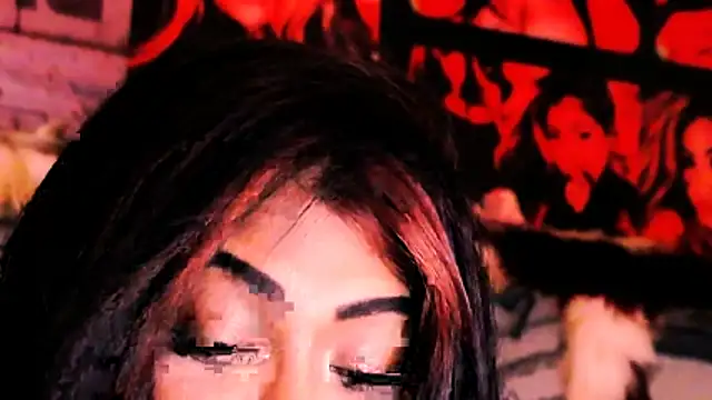 Pokazy przed kamerką – indian_dreamgirl