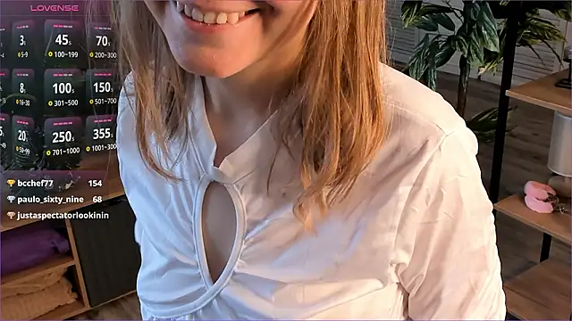 Chatroom XXX en direct de CleliaRostek