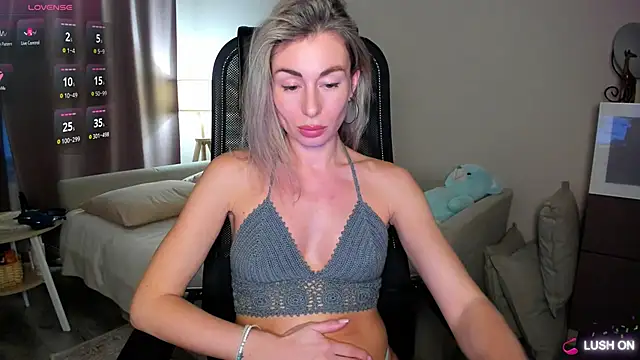 DannaEvanのライブXXXチャット