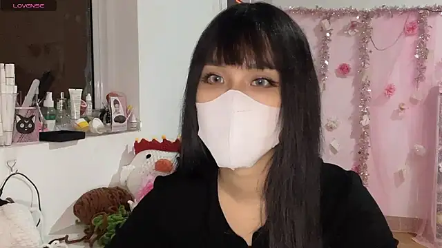 Tieu-May's Live XXX Chat