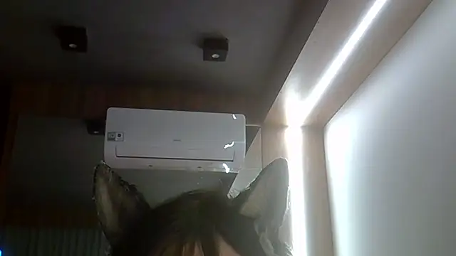 SkinnyKitten's Live XXX Chat