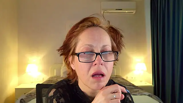 LioraWeiss Live XXX-Chat