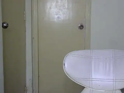 XXX chat uživo modela YOUR__ALLY