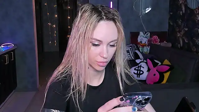 Онлайн  чат XXX Blckmirrorr