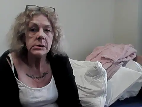 Latex_shantie Obrolan Langsung XXX