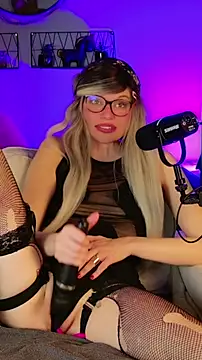 Czat XXX na żywo – Kittychatte