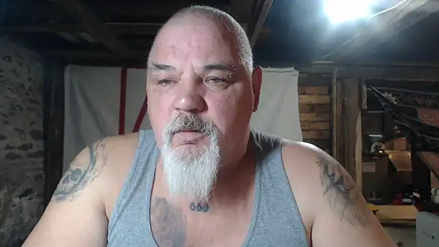 Newfiesausage1972 Webcamshow