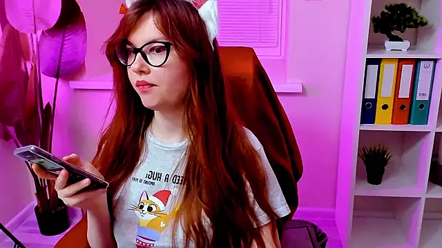 Онлайн чат XXX CarolGiggly