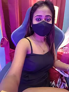 Puja-baby Adlı Modelin Web Kamerası Şovu