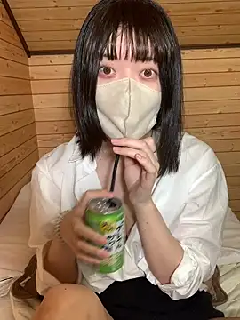 minami_room Chat XXX in diretta