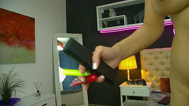 TaniaKaverina webkamerás műsora