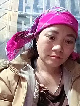 Lindxx-hot Chat XXX live