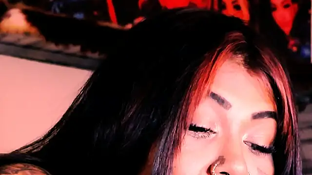 indian_dreamgirl Webcam show