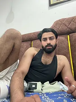 Royalboy_03 élő XXX-chatje