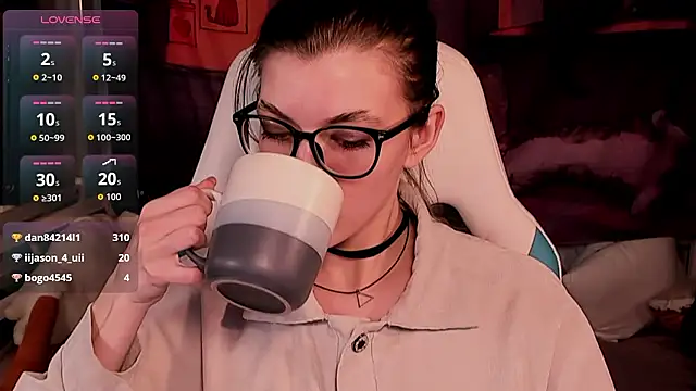 CathyAdams Chat XXX in diretta