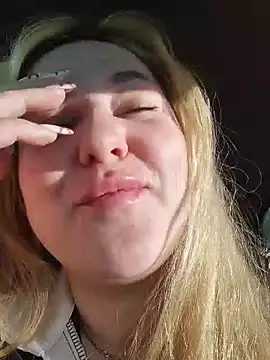 LianaJu's Live XXX Chat