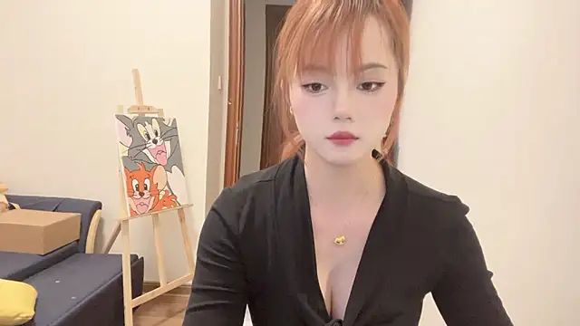 Chat XXX en directo de YiYi-oo