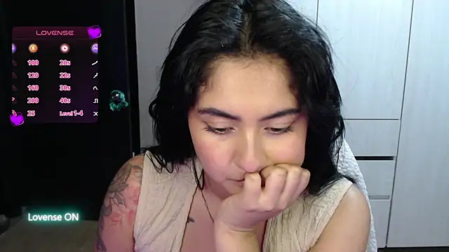 Chat XXX en directo de zakura_ania