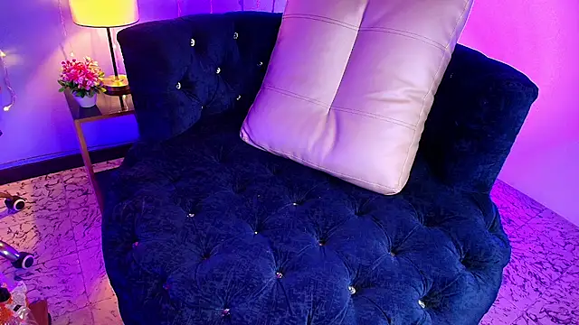 Chatroom XXX en direct de LOGAN_ADAMS27