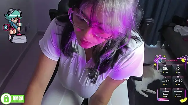 Roxy_clark Chat XXX live