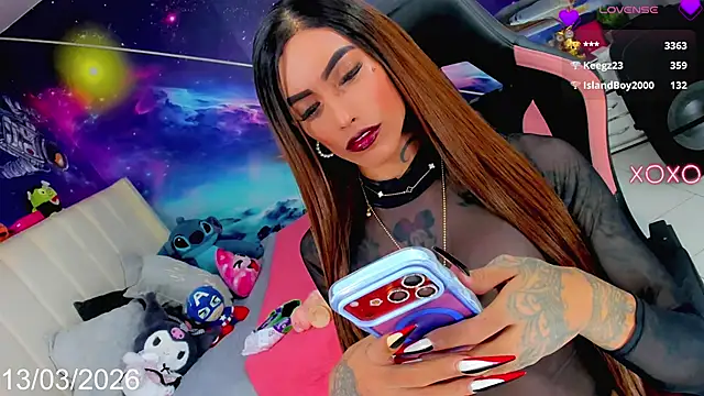 Chat XXX en directo de Nella_Dolls